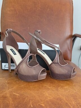Nine West Brown T-Strap Peep-Toe Platform Heels